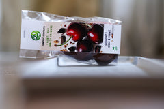 Biscuiţi cu cacao, nuci şi vişine