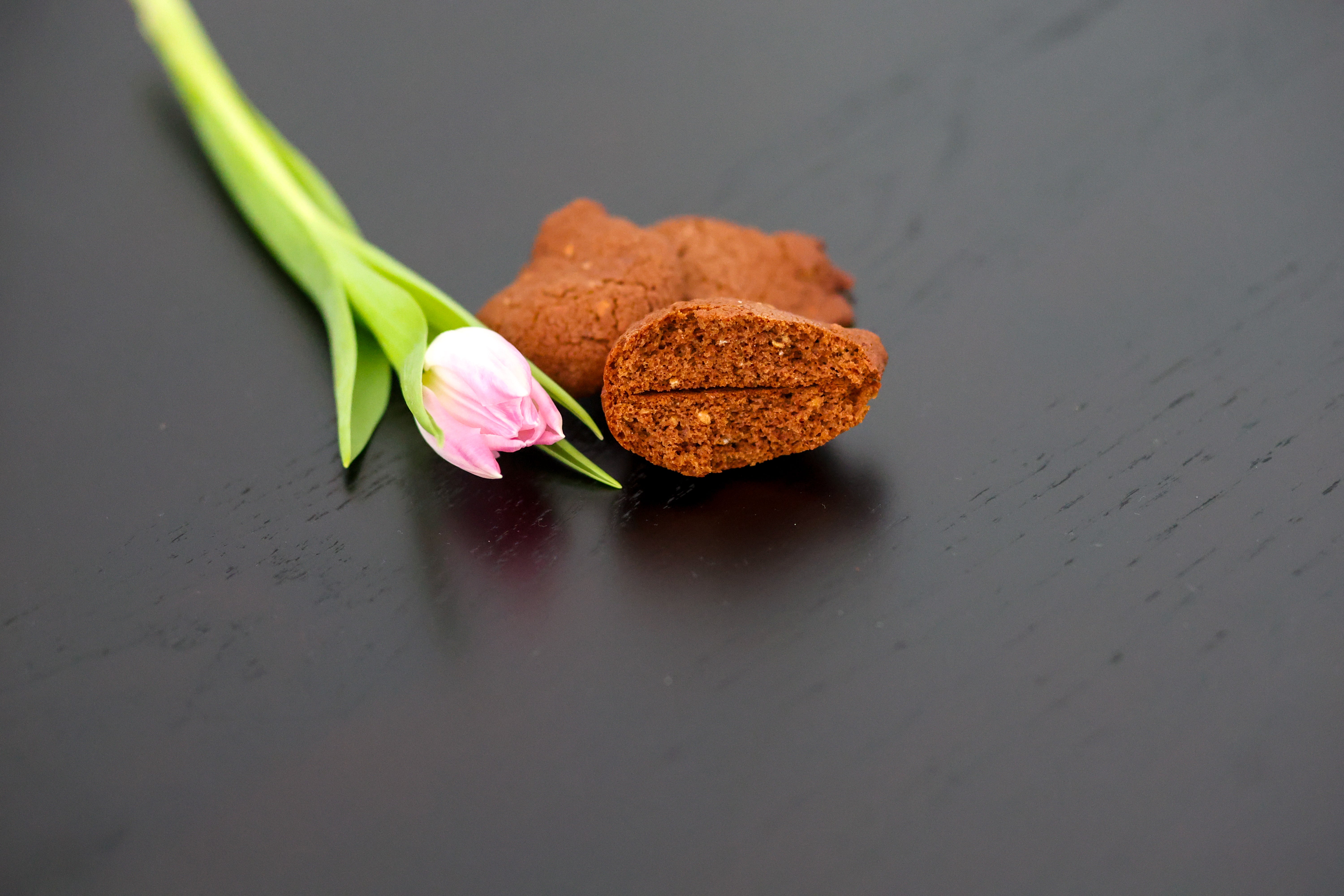 Biscuiţi cu cacao şi ghimbir