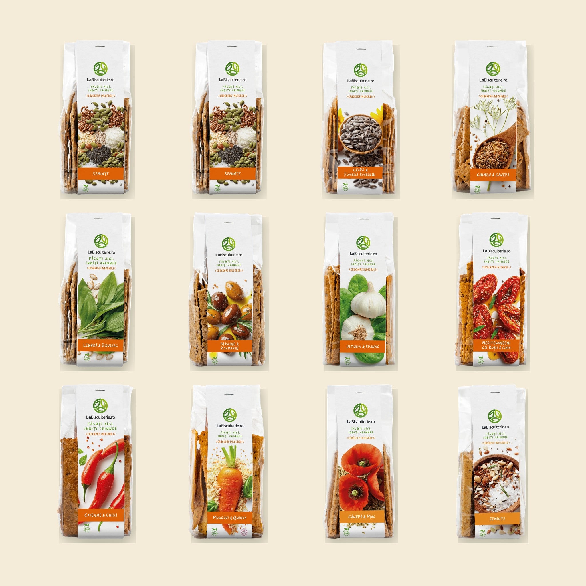 Cele 12 pungi de crackers şi sărăţele din pachetul Sărat, bun, natural